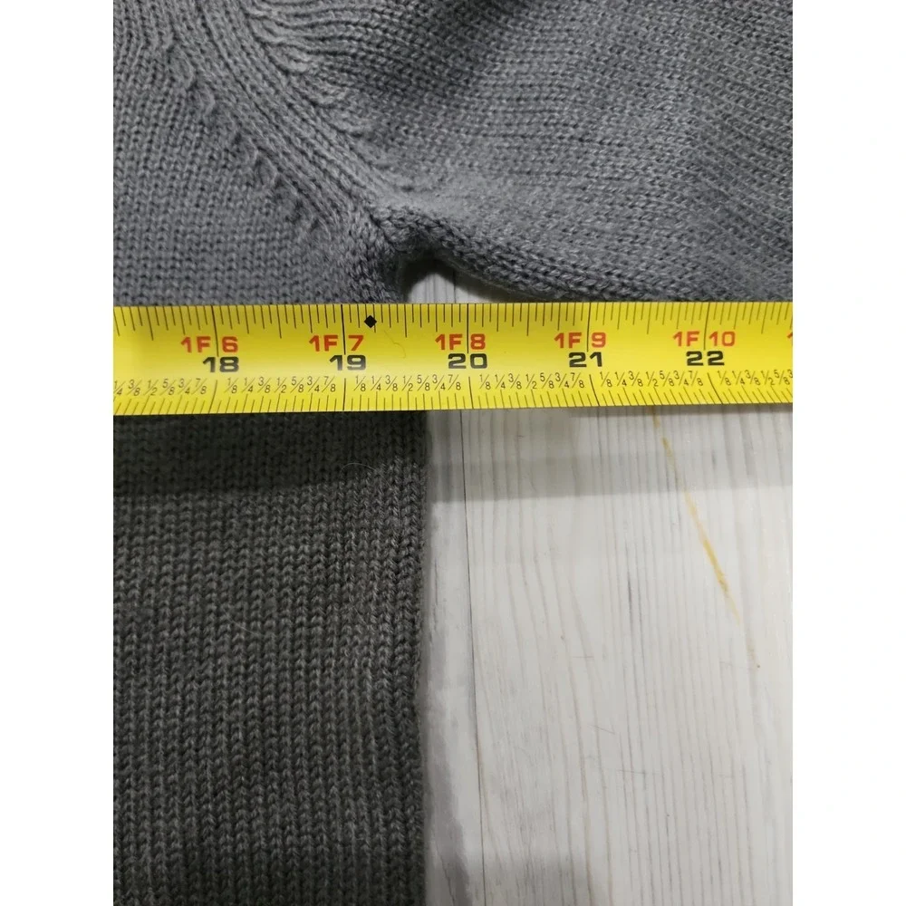 Mickey Mouse Unisex Small Gray V-Neck Knit Sweater Embroidered Mickey - Picture 5 of 7